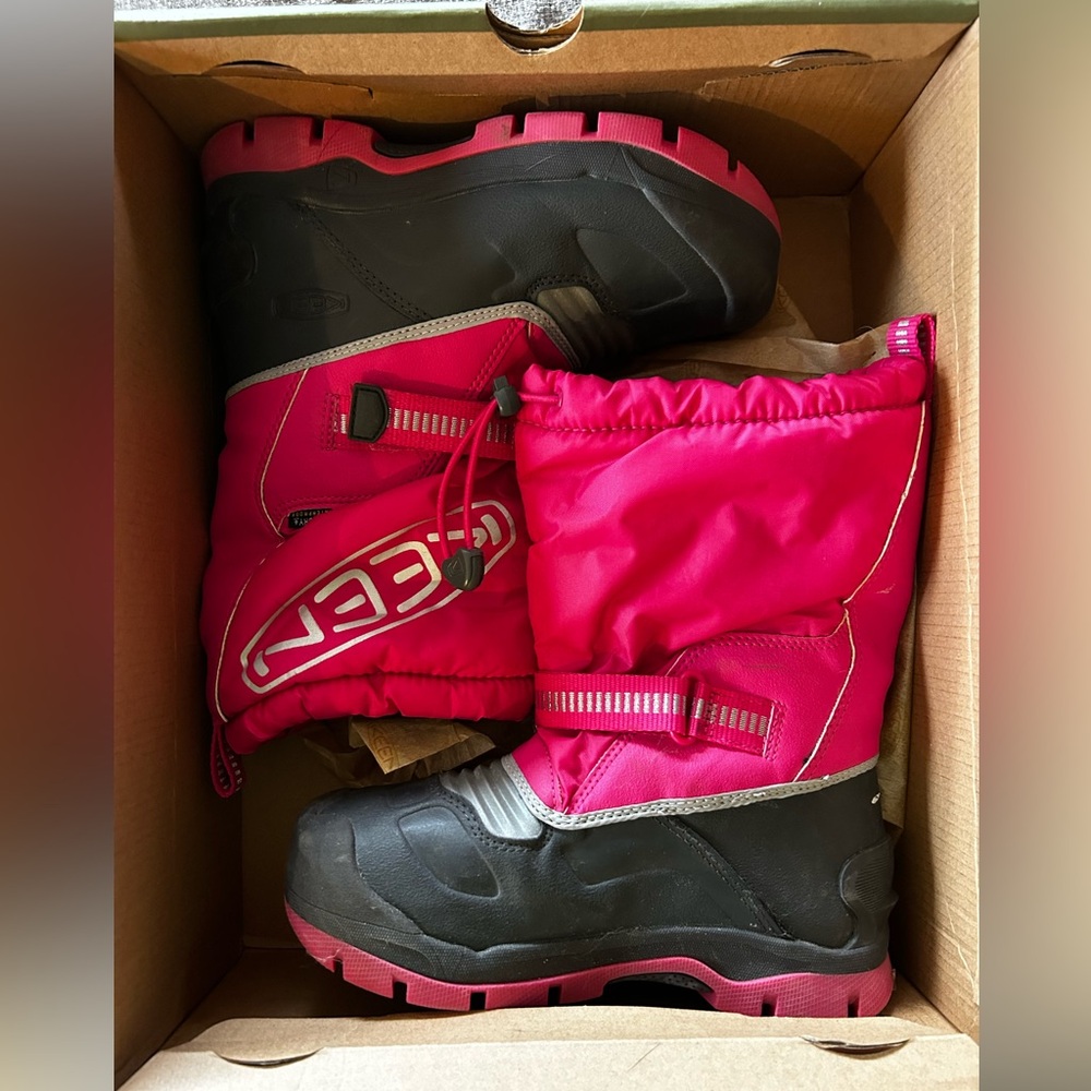 Keen Snow Boots, 13